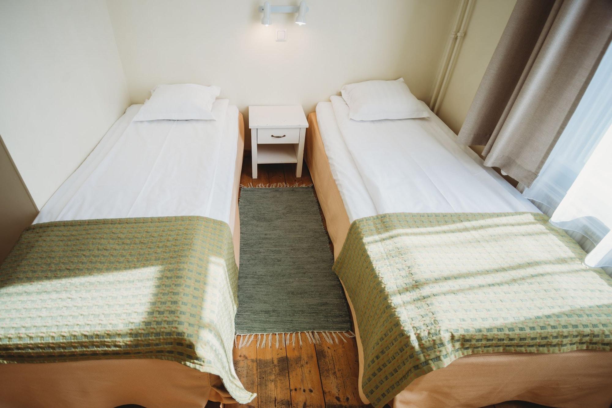Economy Hotel Tallinn Buitenkant foto