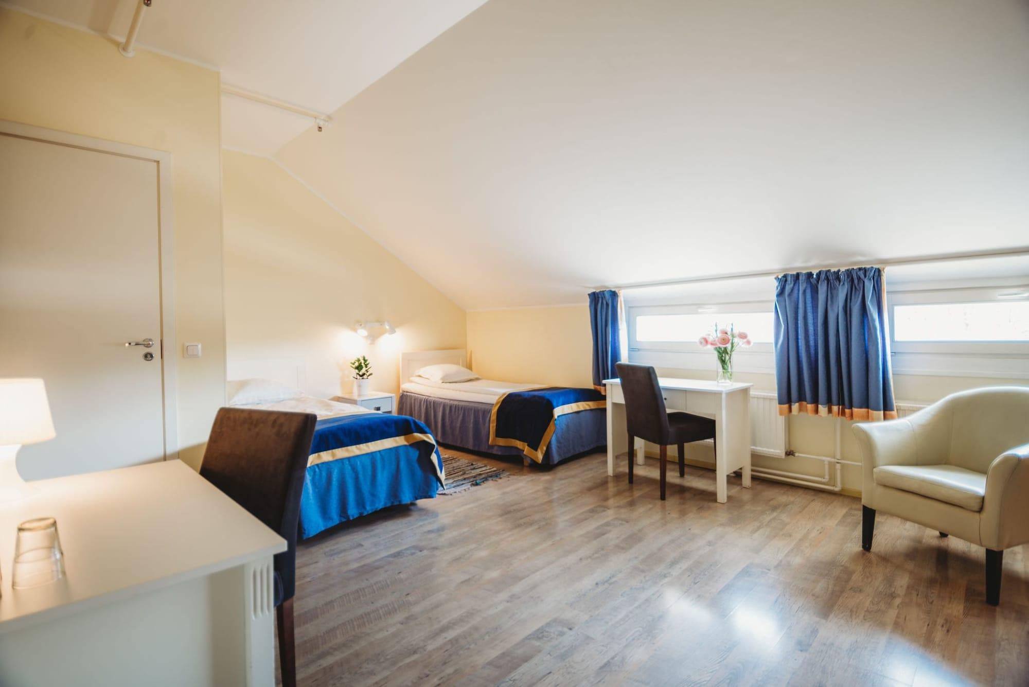 Economy Hotel Tallinn Buitenkant foto