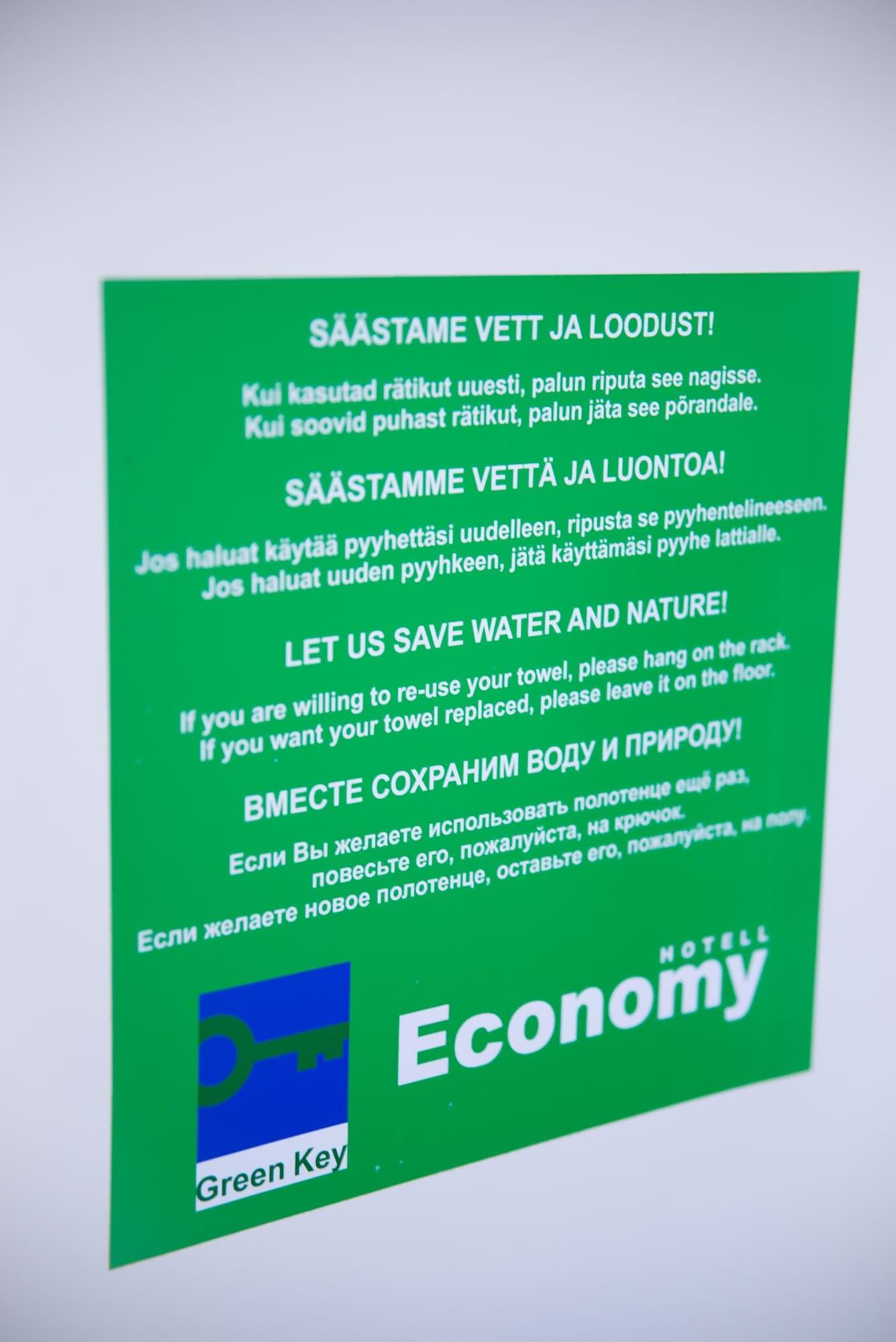Economy Hotel Tallinn Buitenkant foto