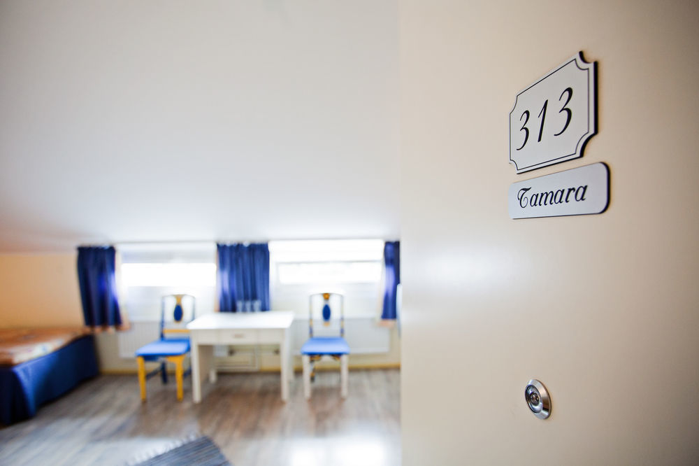 Economy Hotel Tallinn Buitenkant foto