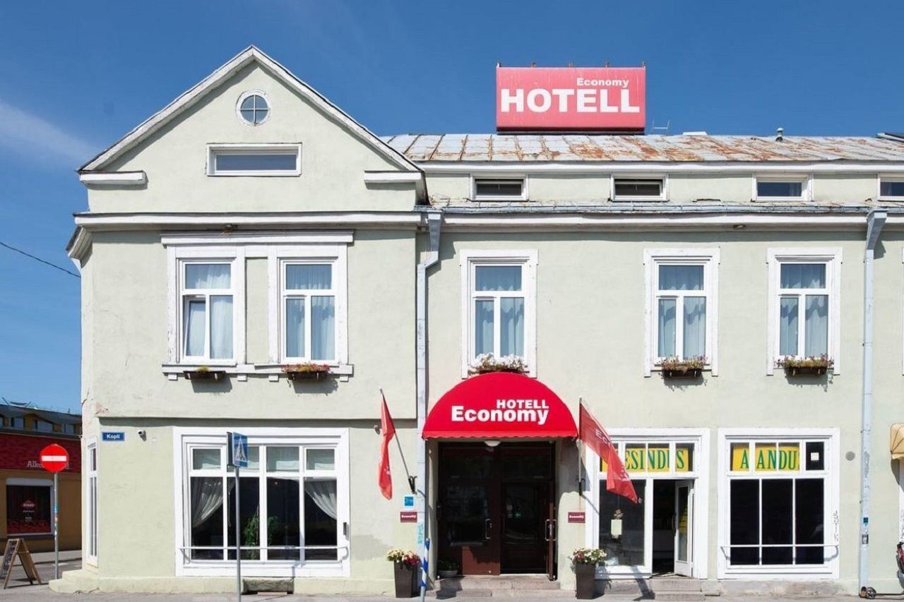 Economy Hotel Tallinn Buitenkant foto